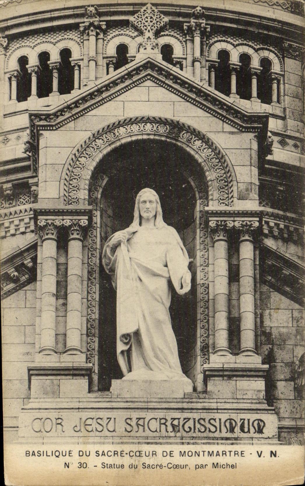 CPA Basilique du Sacre Coeur de Montmartre V N Statue du Sacre Coeur par Michel