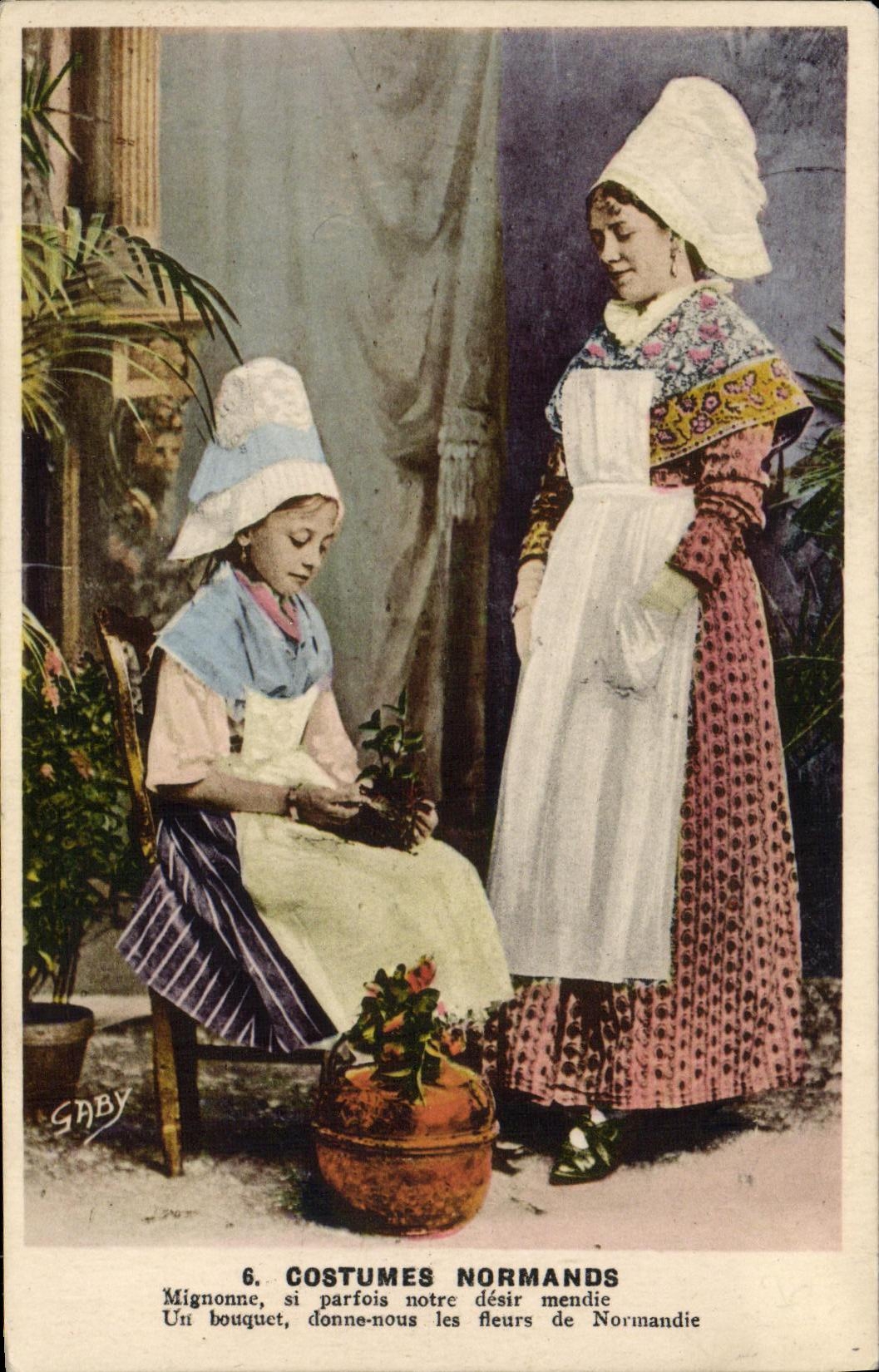 CPA Costumes Normands Folklore