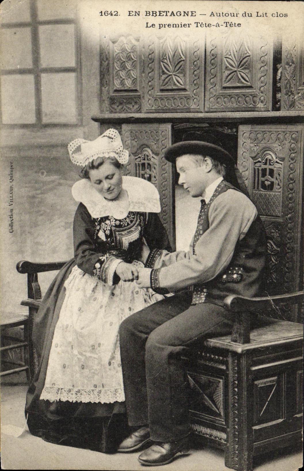 VINTAGE POSTCARD In Betagne Around the closed Bed the first Head has Folklore head