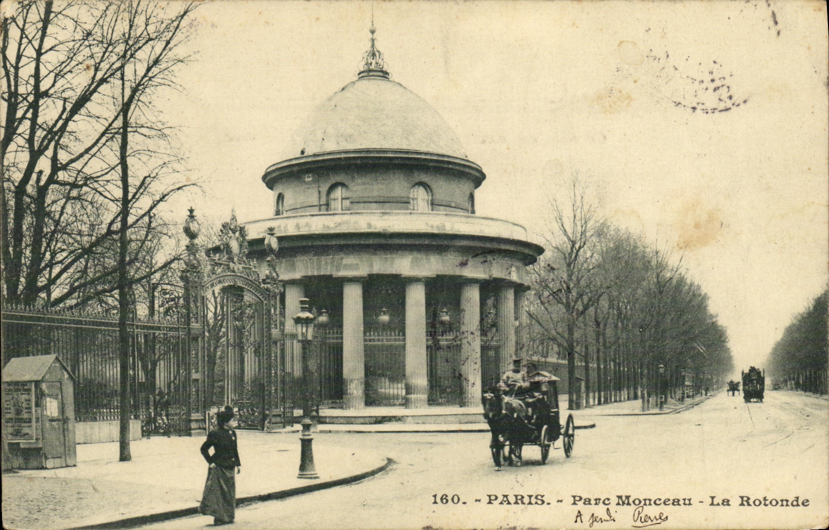CPA Paris Parc Monceau La Rotonde