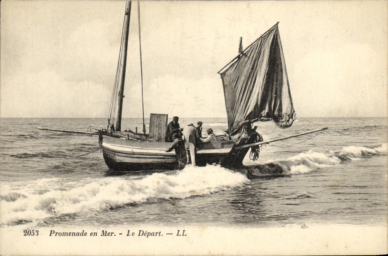 CPA Promenade en Mer Le Depart Bateau 
