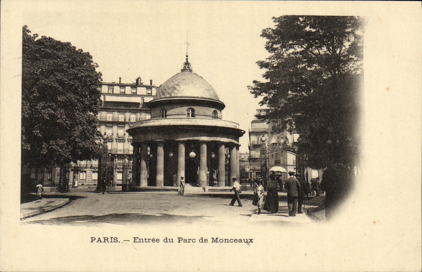 CPA Paris Entree du Parc Monceaux