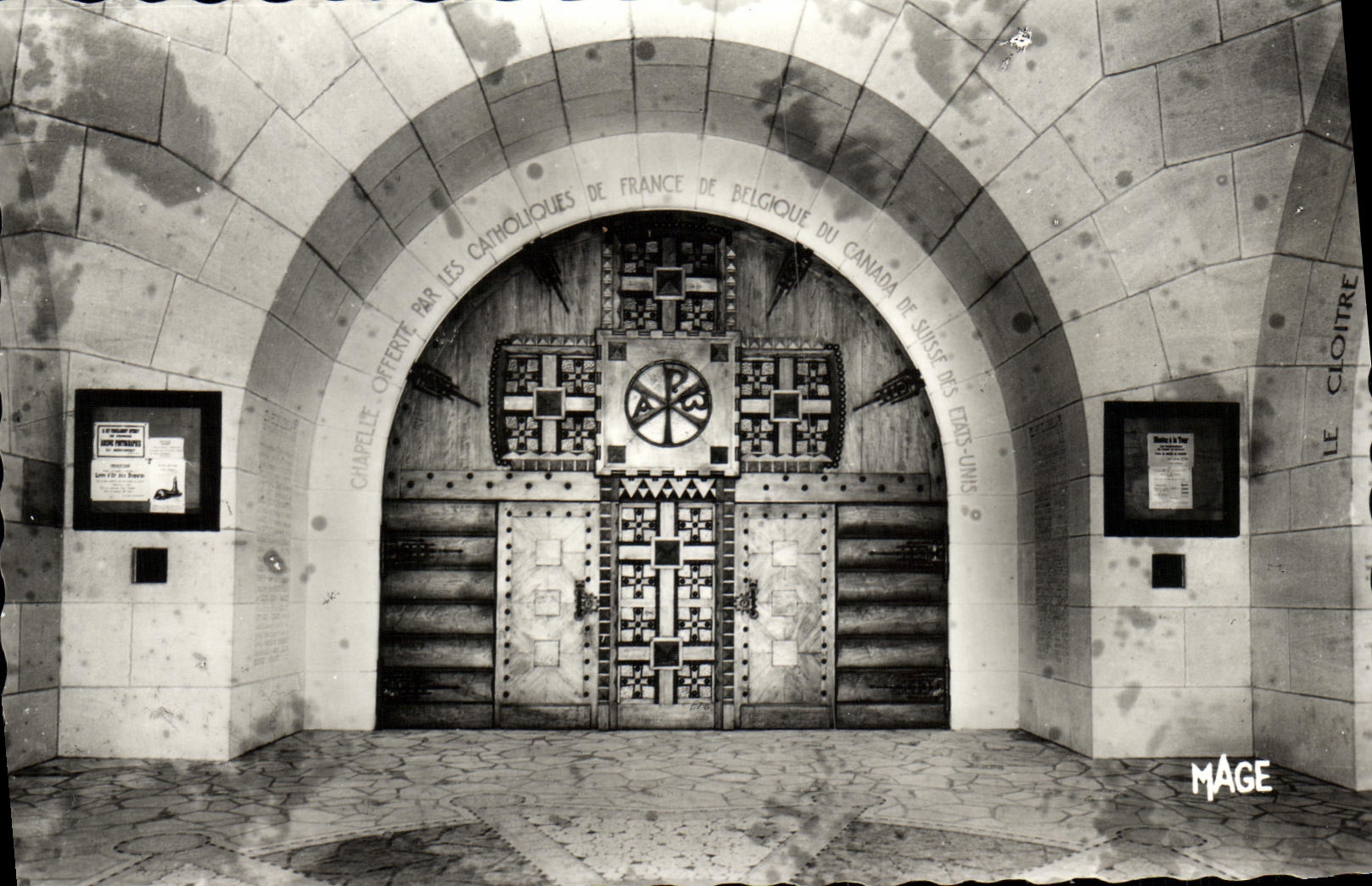 MODERN CARD Ossuaire of Douaumont Carries vault