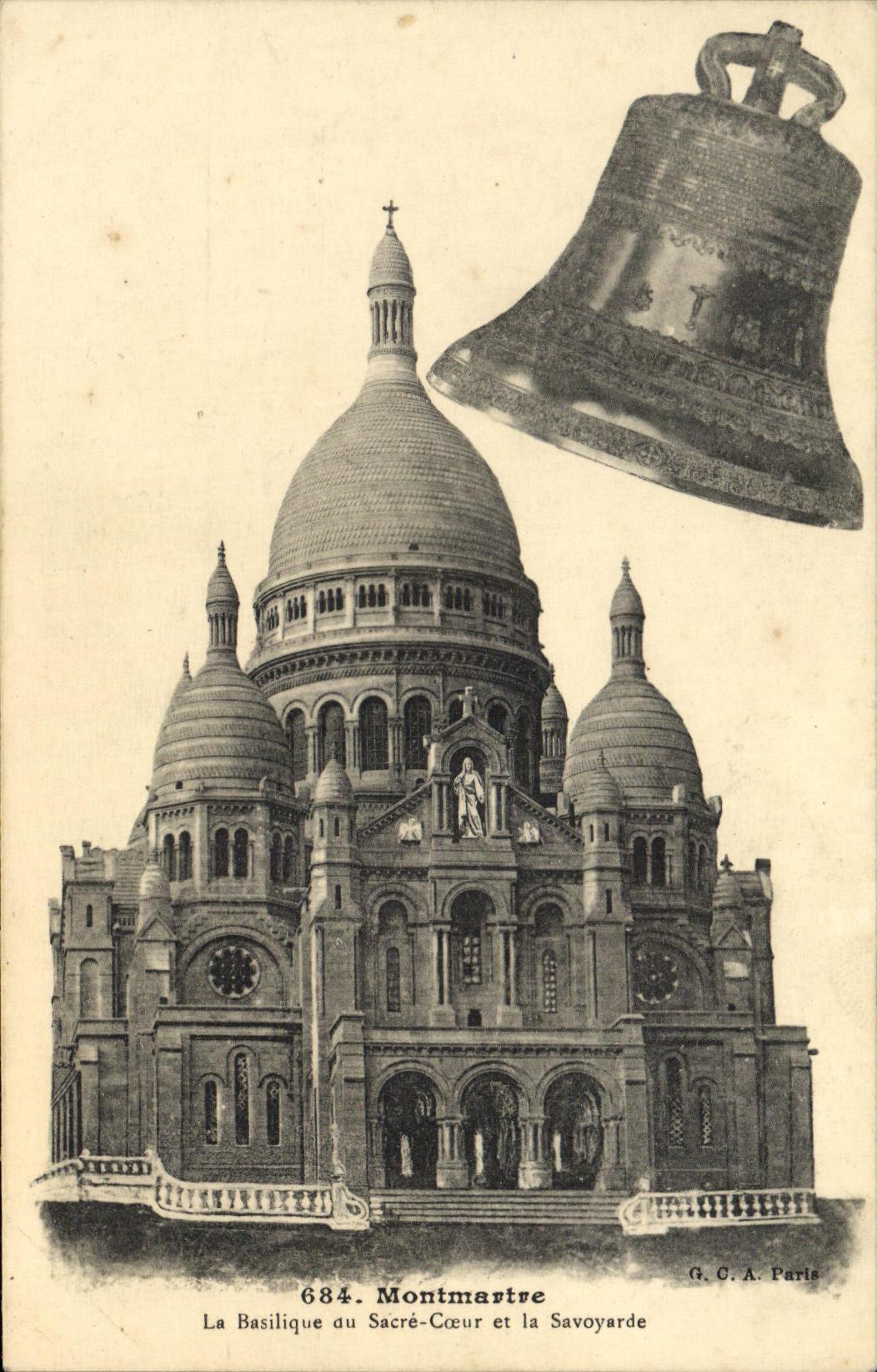 CPA Montmartre La Basilique du Sacre Coeur et la Savoyarde Cloche