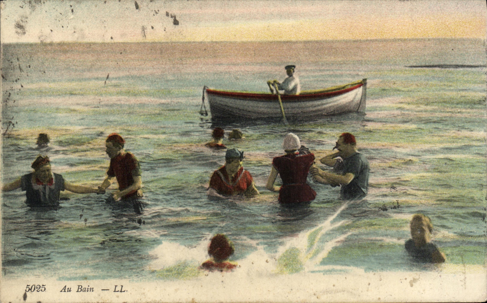 CPA Au Bain Bateau Folklore 