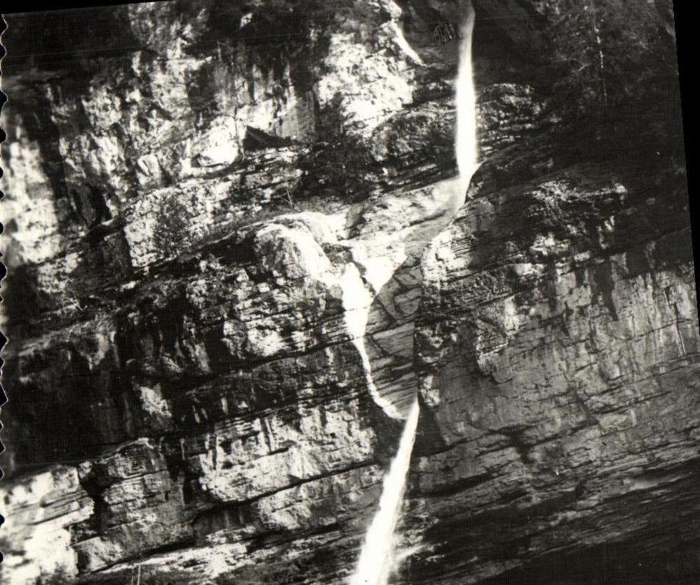CPM Cascade d eau