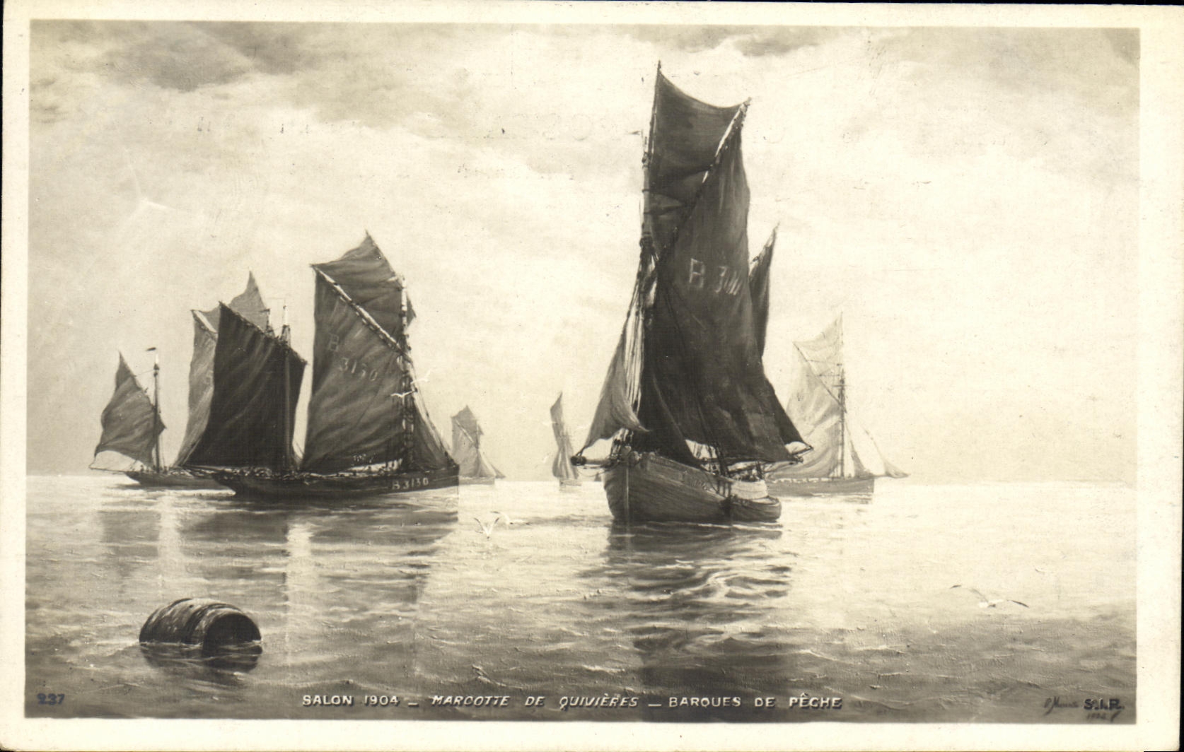 VINTAGE POSTCARD Small fishing boats Marootte de Quivieres