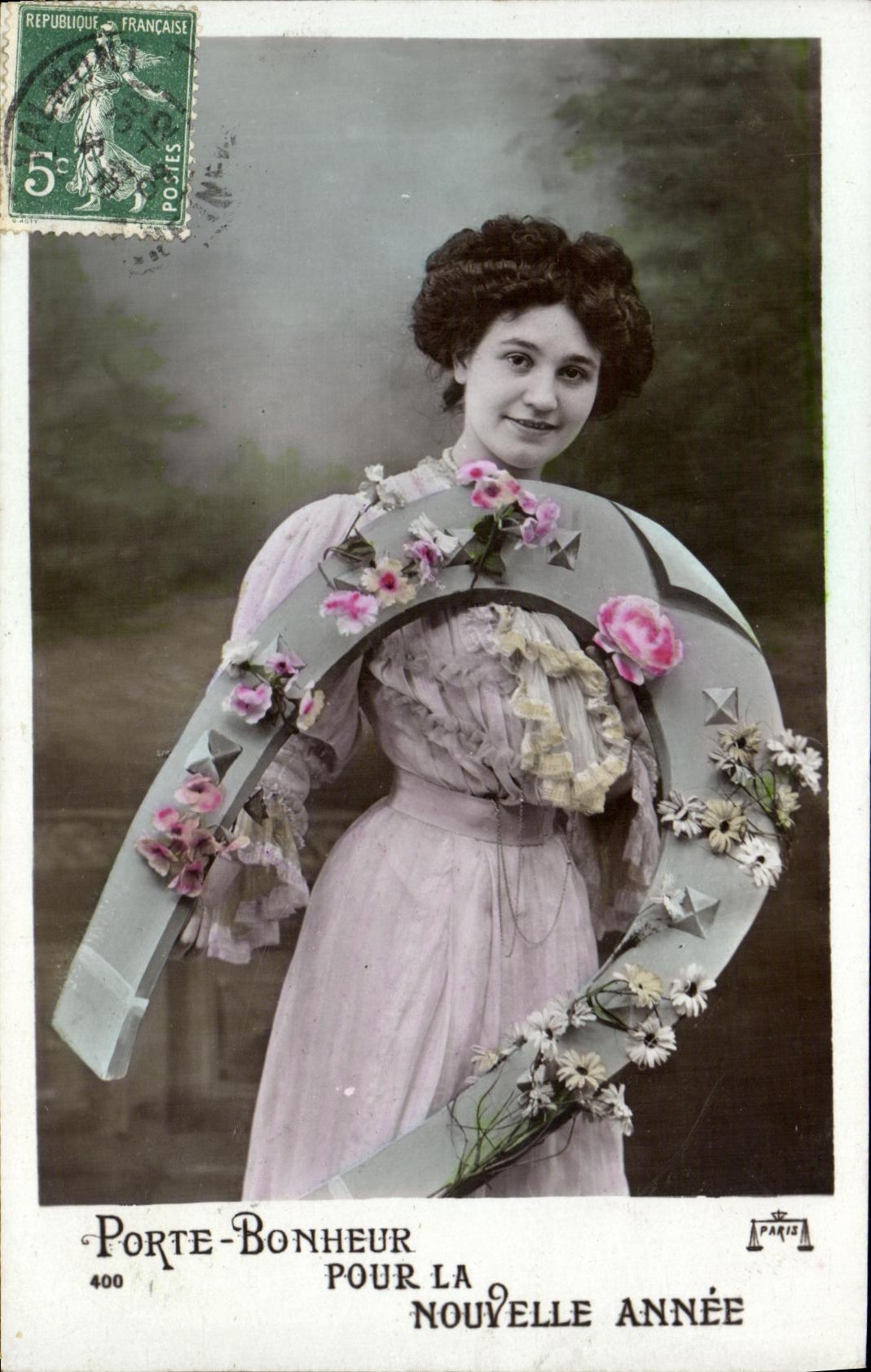 CPA Porte Bonheur Pour la Nouvelle Annee Femme Fer a cheval