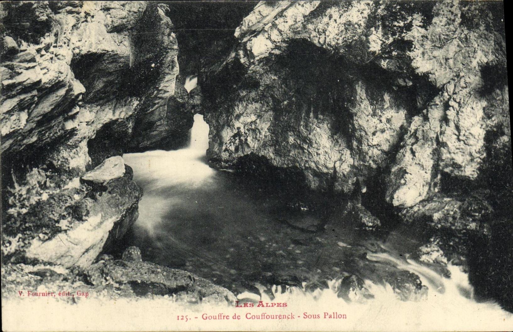 CPA Gouffre de Couffourenck Sous Pallon