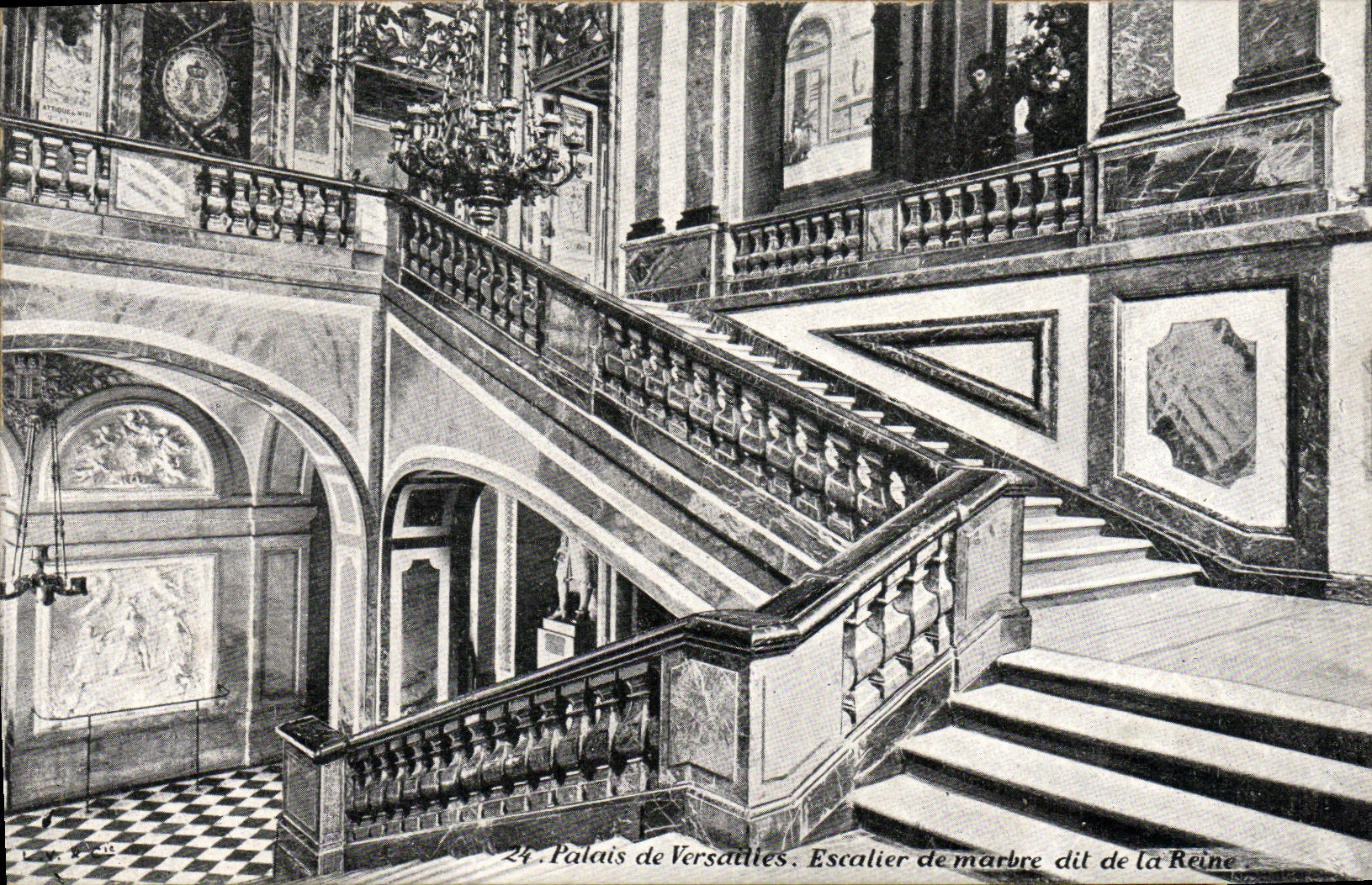 CPA Palais De Versaites Escalier de Marhre dit de la Reine
