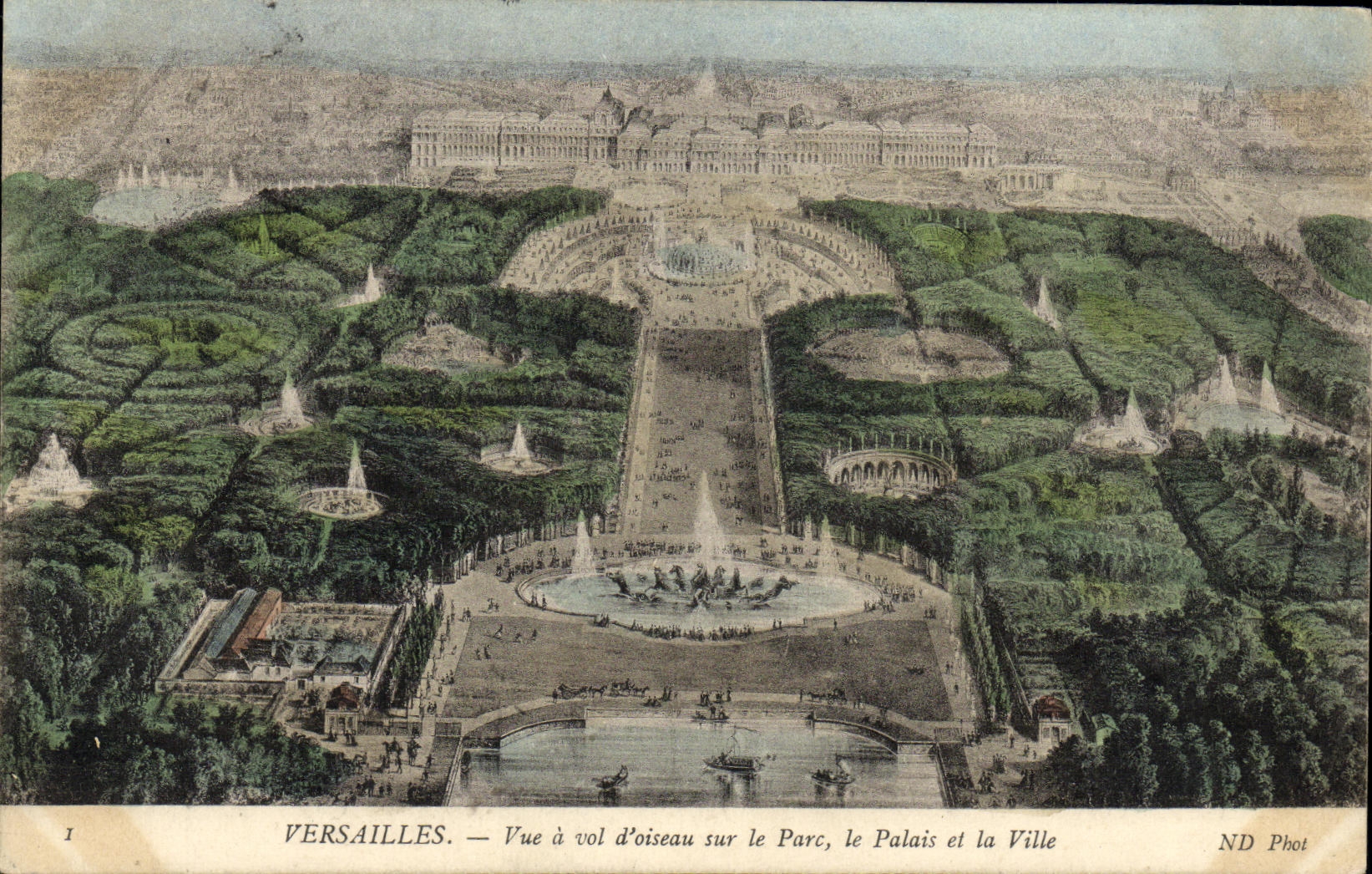 CPA Versailles Vue A Vol D Oiseau Sur le Parc le Palais et la Ville