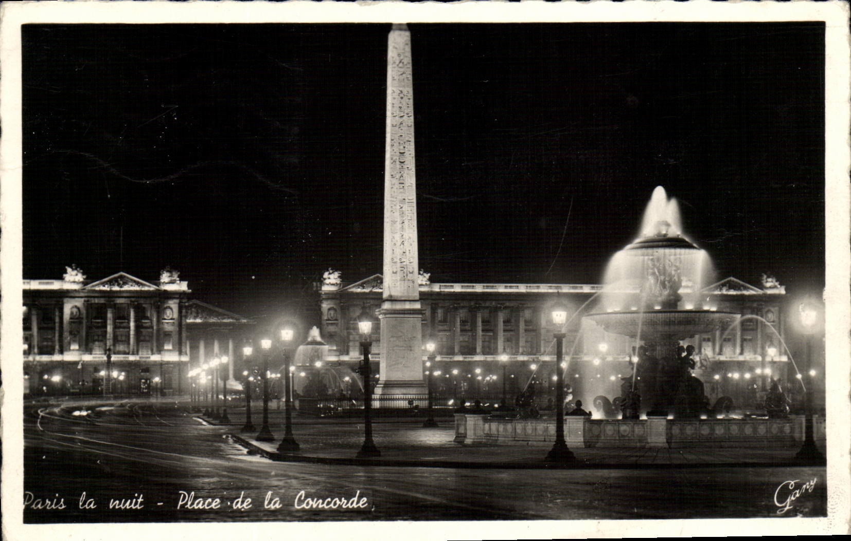 CPA Paris la nuit Place de la Concorde