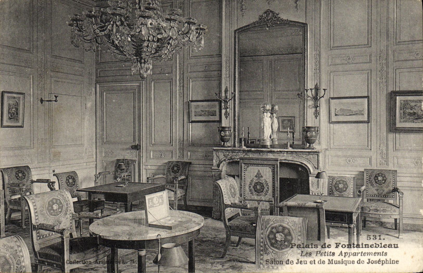 VINTAGE POSTCARD Fontainebleau small the apartments Gaming room and music of Josephine