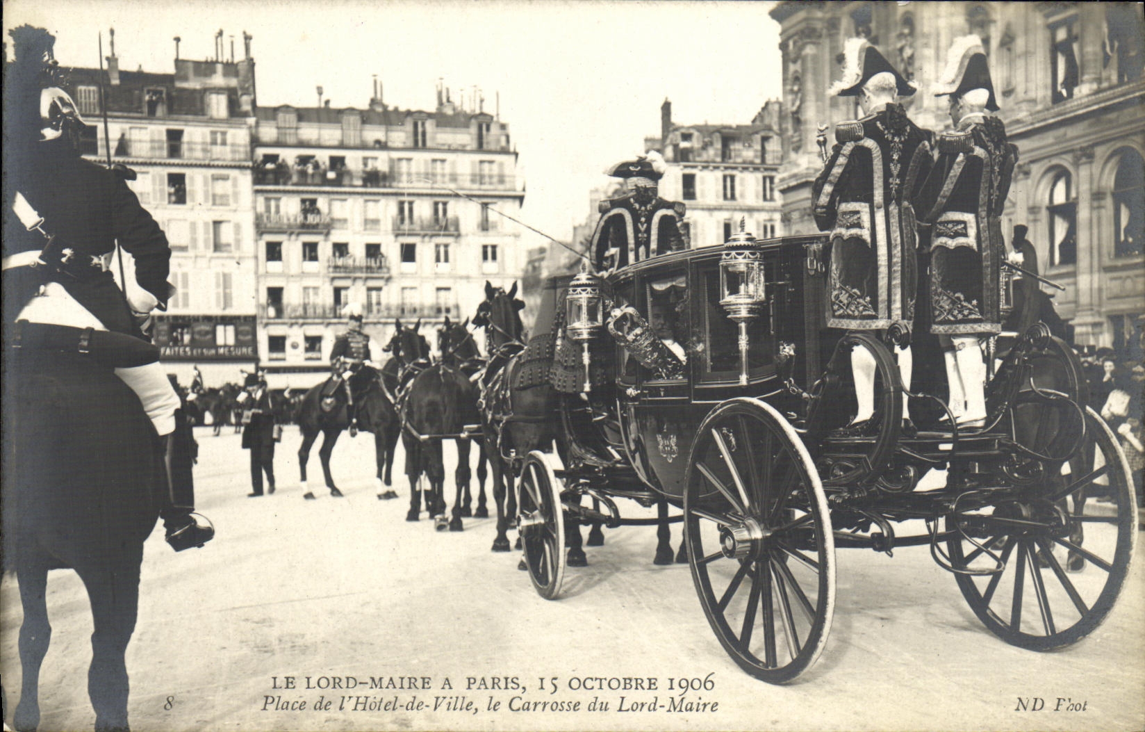 CPA Paris Le Lord Maire Place de L Hotel de Ville le Carrosse du Lord Maire