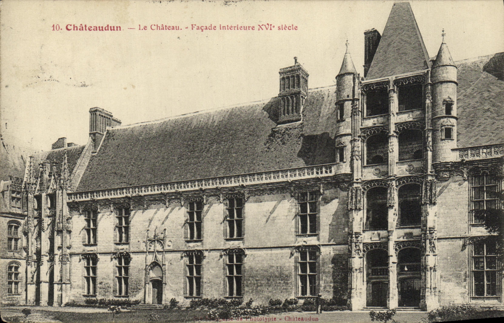 VINTAGE POSTCARD Chateaudun the castle interior Frontage