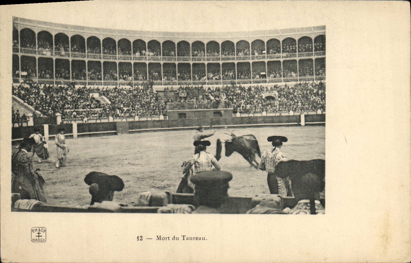 VINTAGE POSTCARD Bullfight Dead Toro Bull of the bull