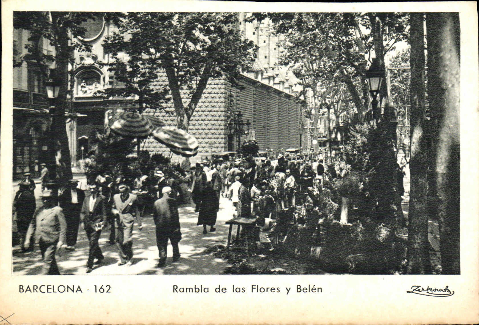 VINTAGE POSTCARD Barcelona Rambla of mow Flora there belen