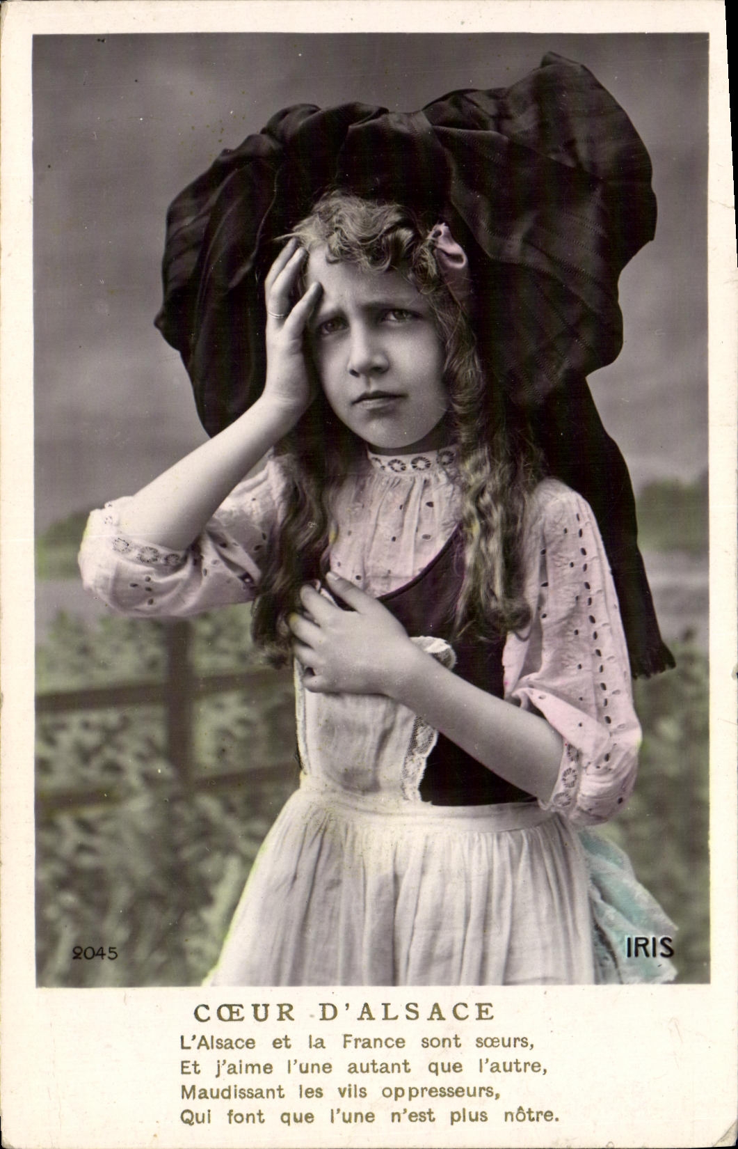VINTAGE POSTCARD Fantasy Alsace Child