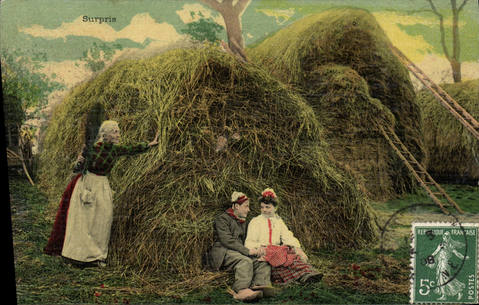 VINTAGE POSTCARD Fantaisie Women Couples Surprised Folklore chart toilee