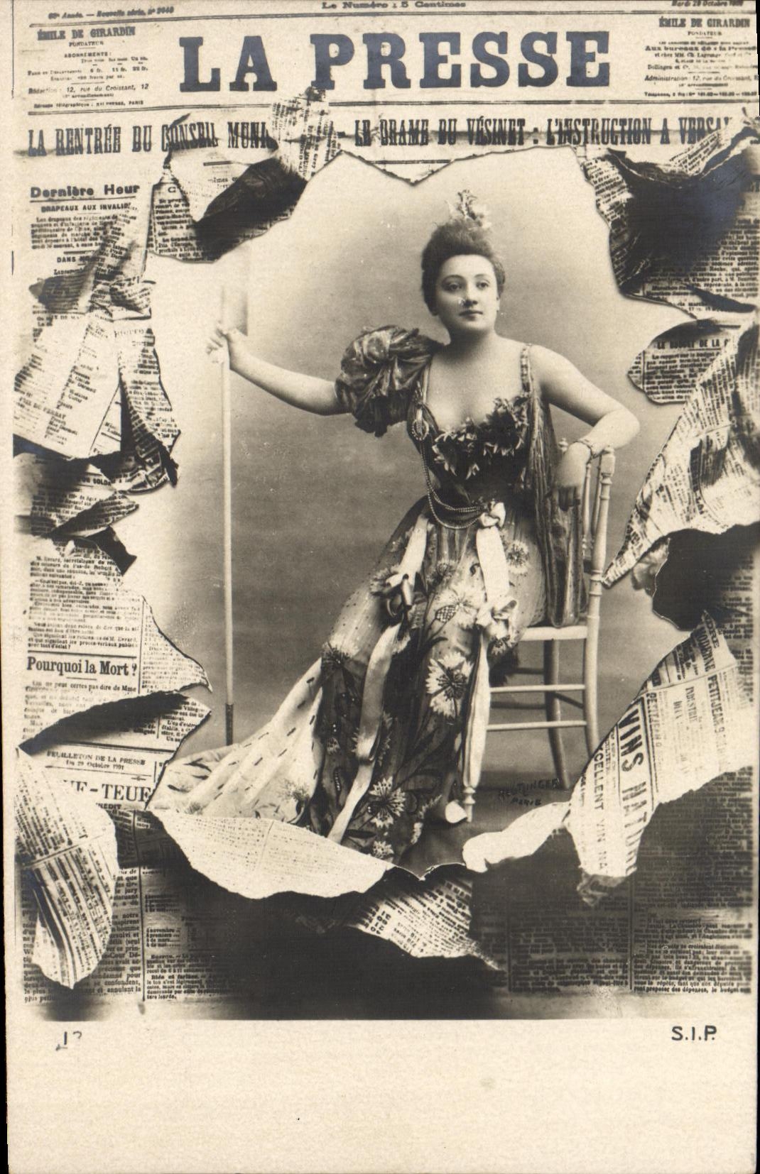 CPA Fantaisie Femme La Presse