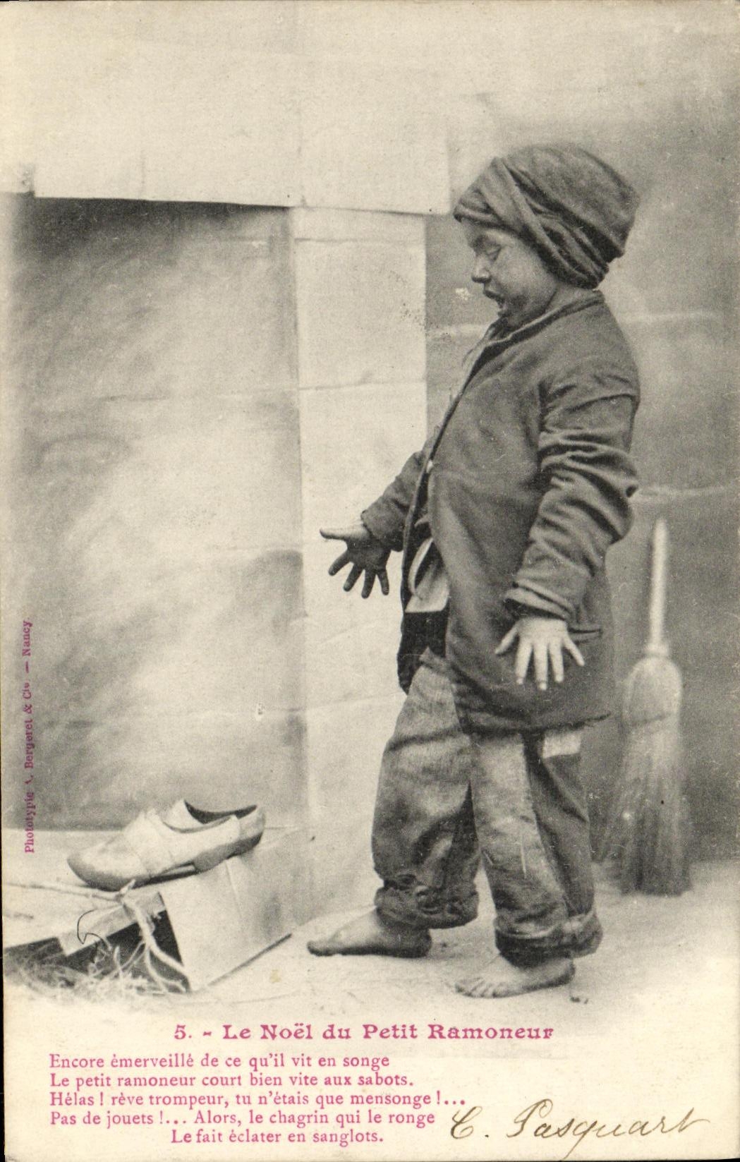 CPA Fantaisie Enfant Le Noel du petit ramoneur 