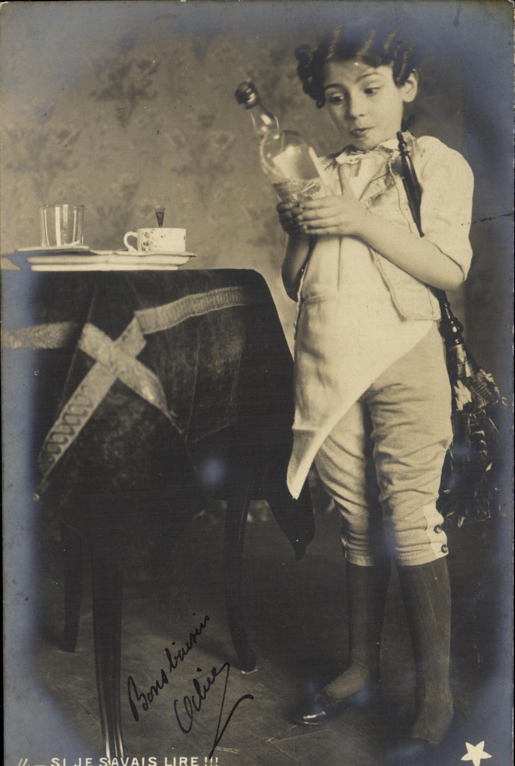 VINTAGE POSTCARD Fantaisie Child If I could read