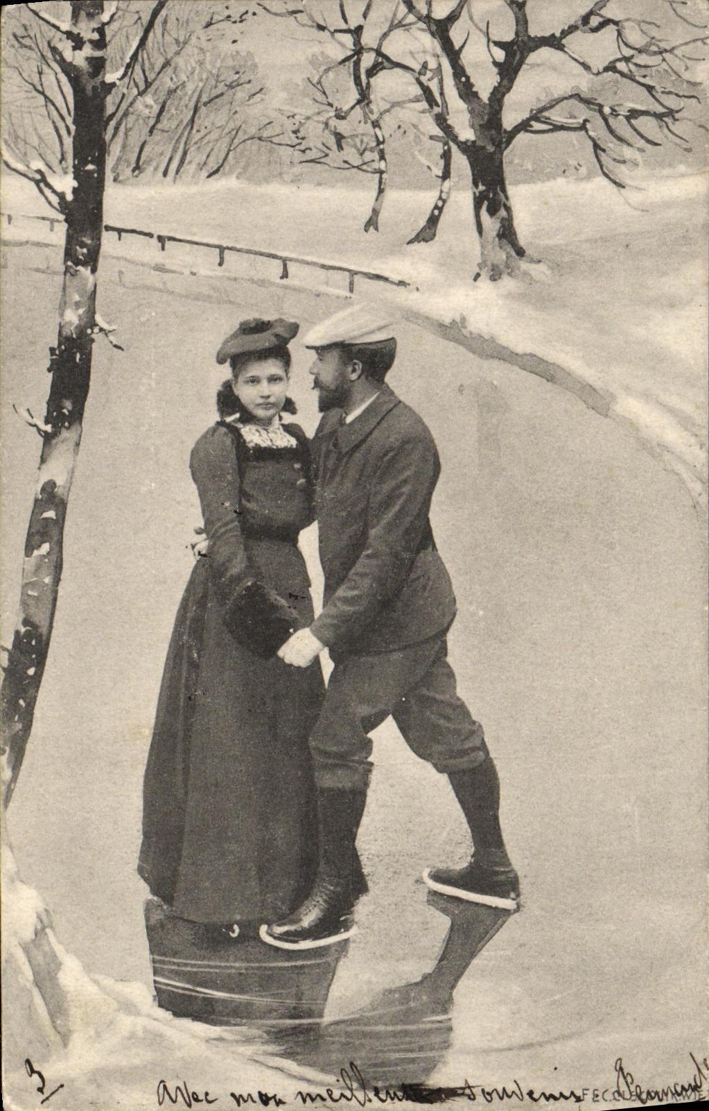 VINTAGE POSTCARD Fantaisie Woman Couples Iceskates