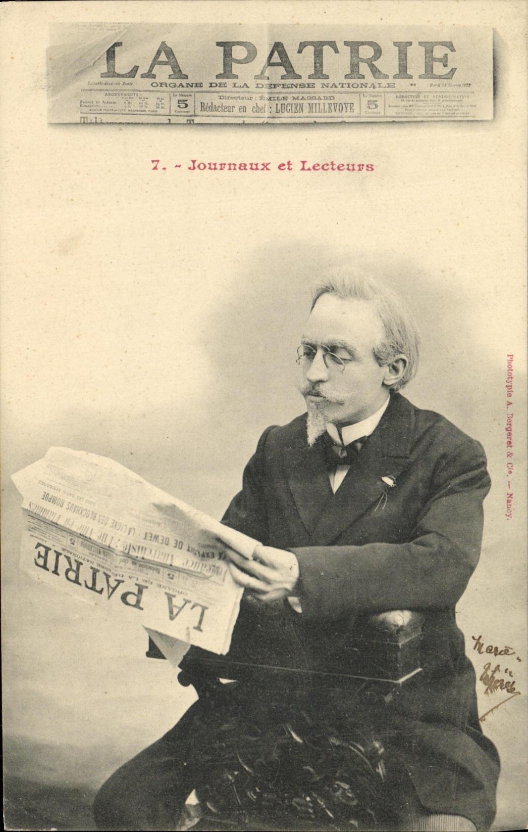 VINTAGE POSTCARD Fantasy Man Newspaper the fatherland