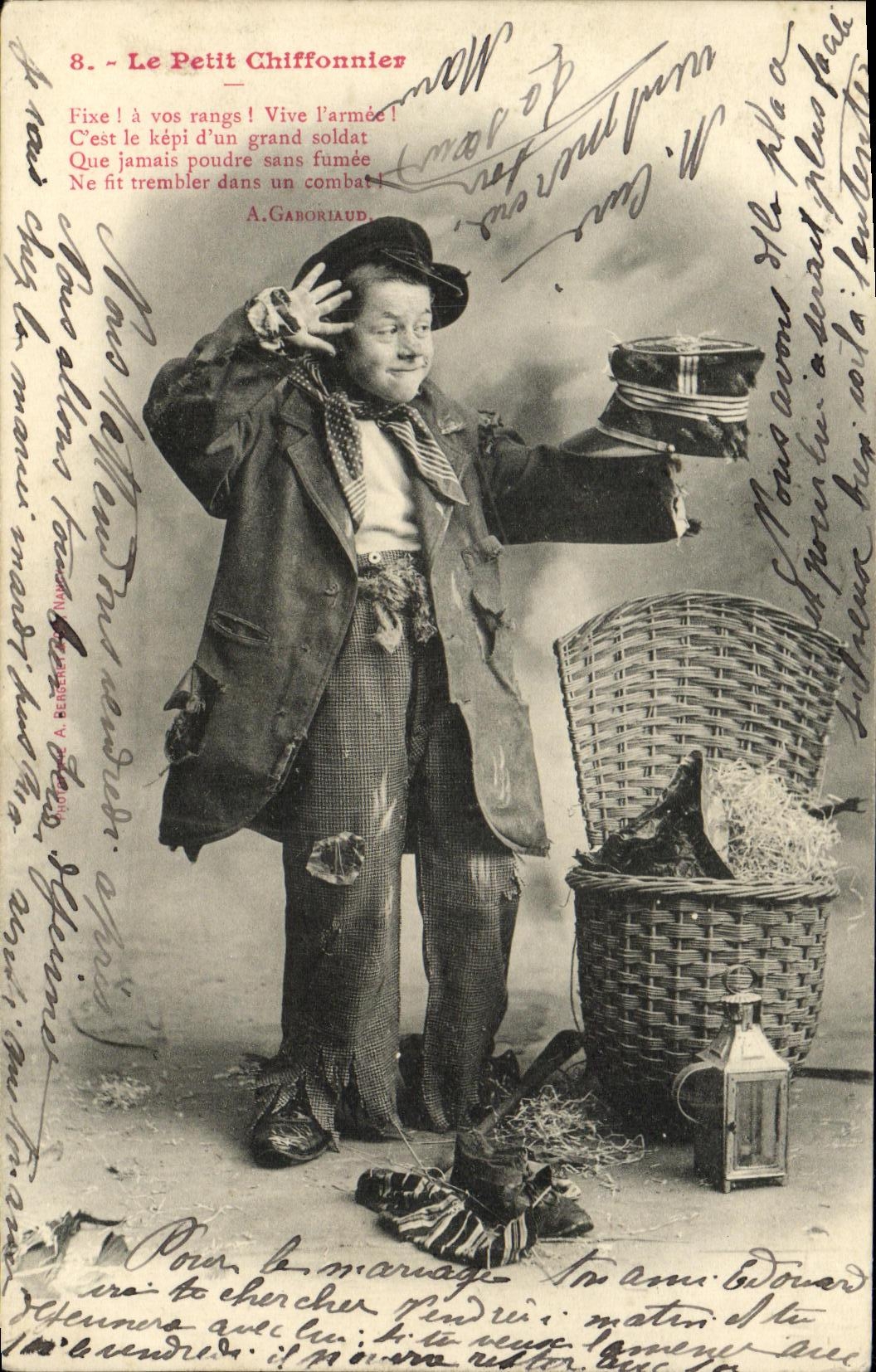 CPA Fantaisie Enfant Le petit Chiffonnier