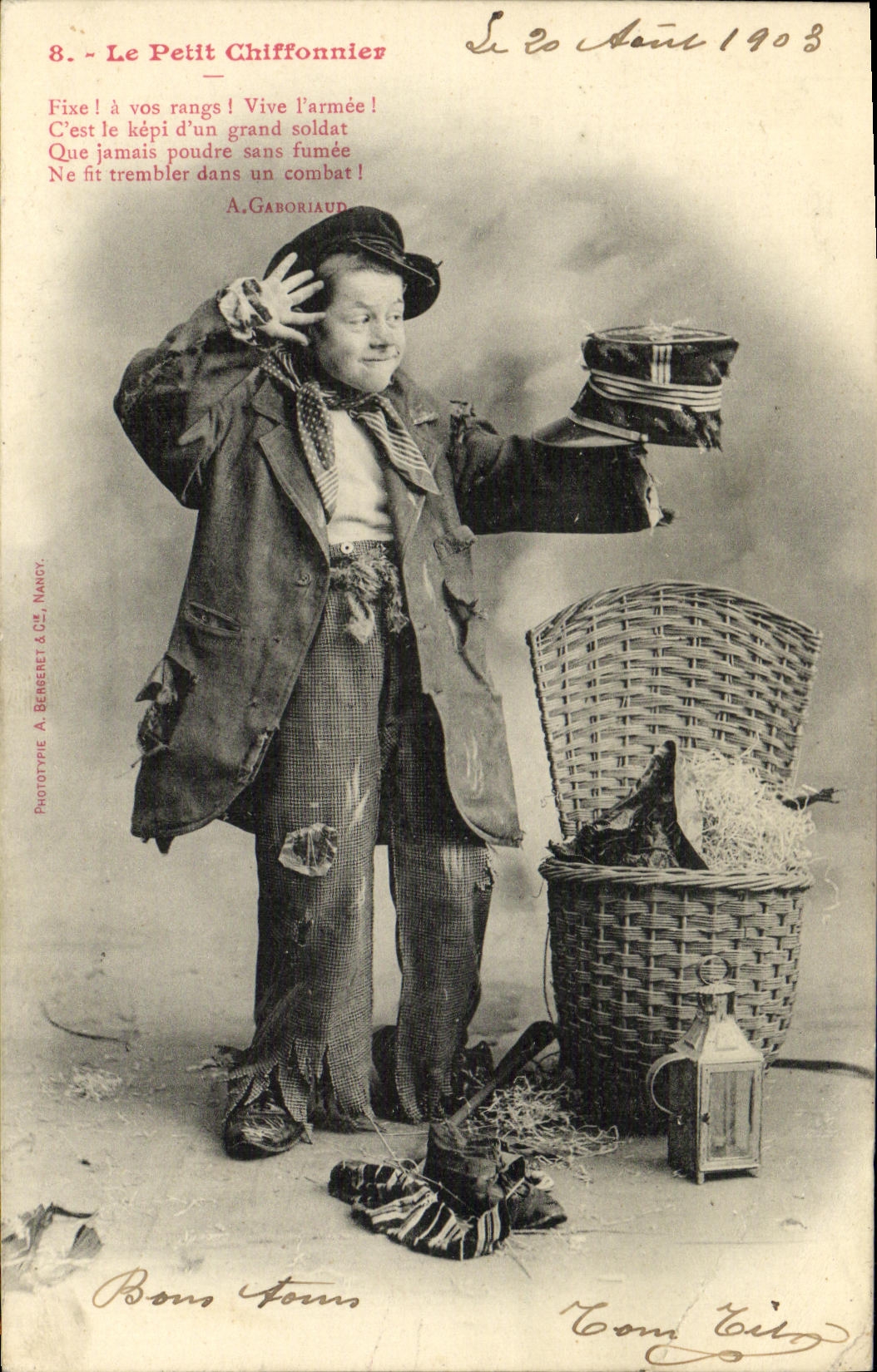 CPA Fantaisie Enfant Le petit chiffonnier