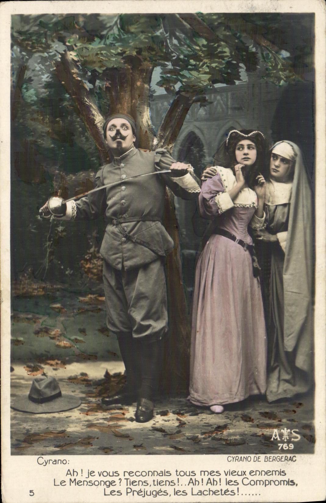 CPA Fantaisie Femme Cyrano de Bergerac Rostand