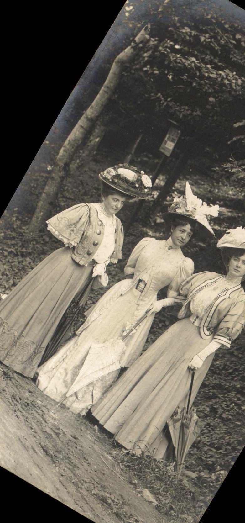 Real photo Fantasy Women in behavior