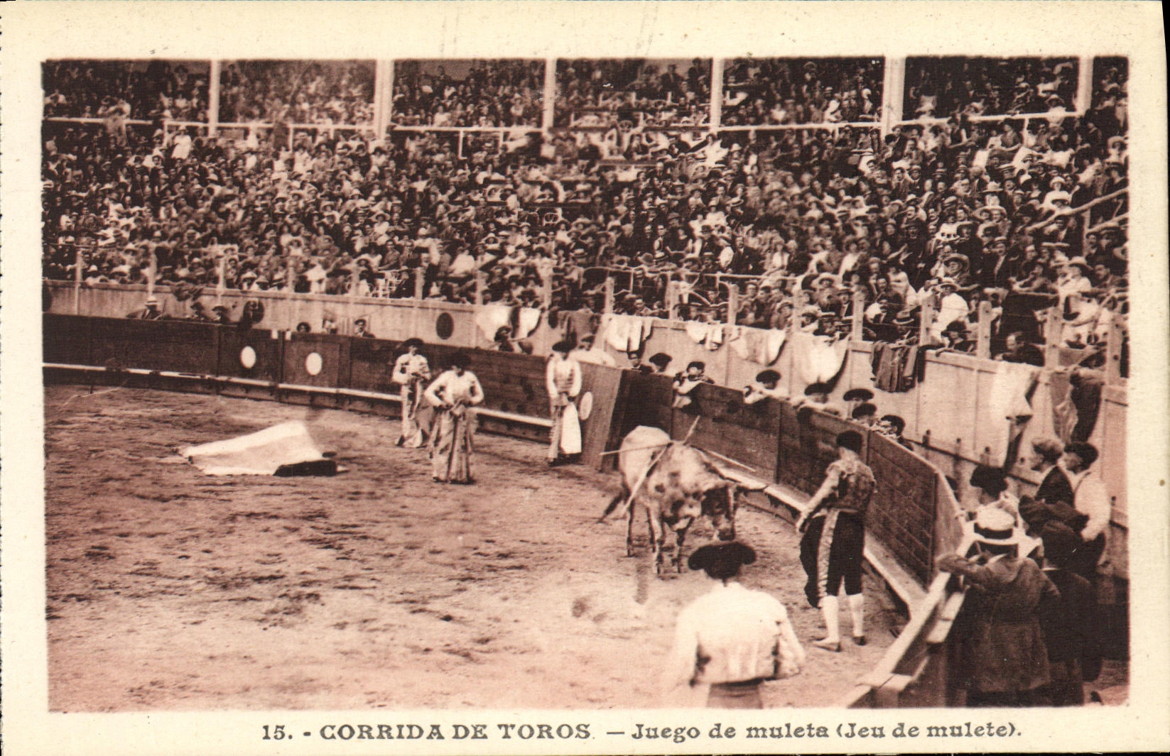 Corrida Toro Juego Bull de Espana del deporte de la POSTAL de la VENDIMIA del juego del muleta de Mulete