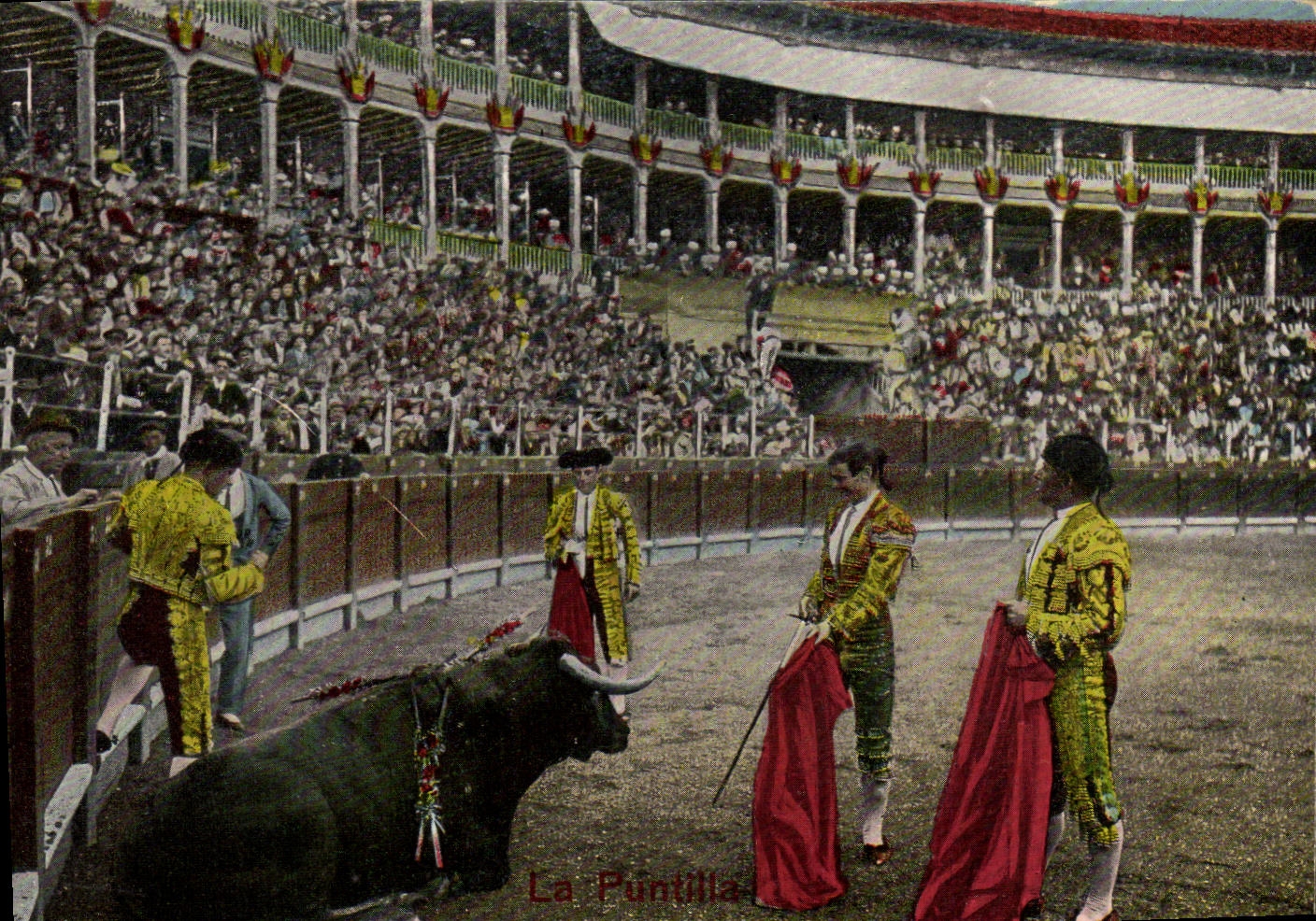 Corrida Toro Bull de Espana del deporte de la POSTAL de la VENDIMIA el puntilla