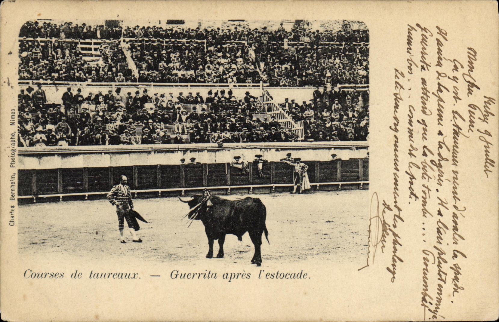 Corrida Toro Guerrita Bull de Espana del deporte de la POSTAL de la VENDIMIA despues de L empuje
