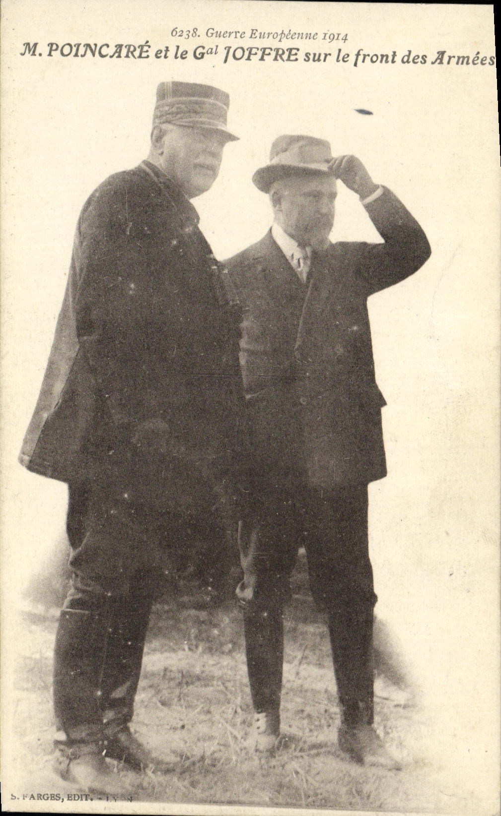 VINTAGE POSTCARD Poincare and General Joffre on the face of the Militaria armies