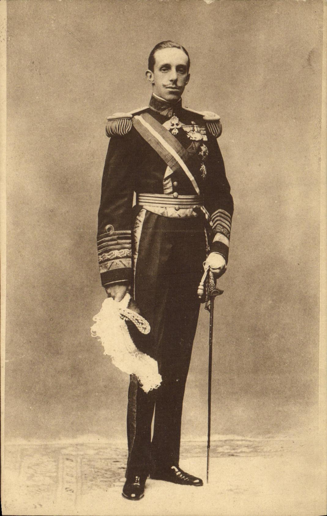 CPA Alphonse XIII Roi d Espagne