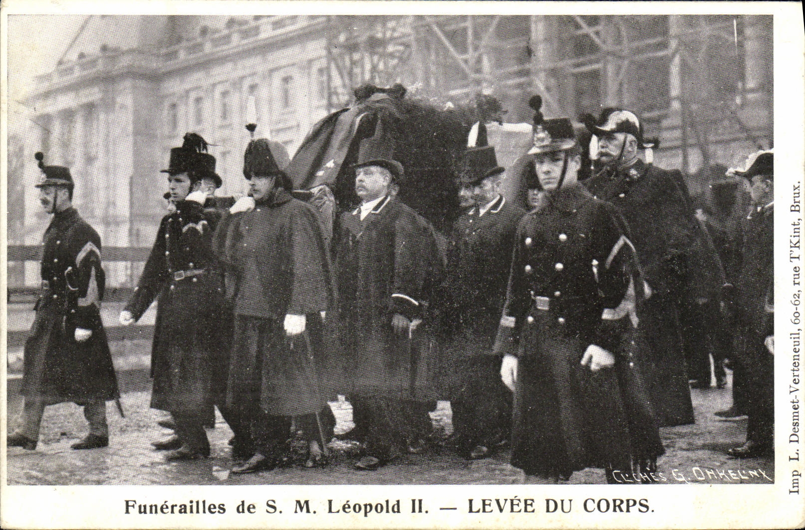CPA Funerailles de Leopold II Levee du corps