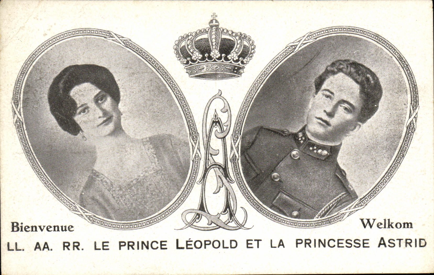 CPA Le prince Leopold et la princesse Astrid