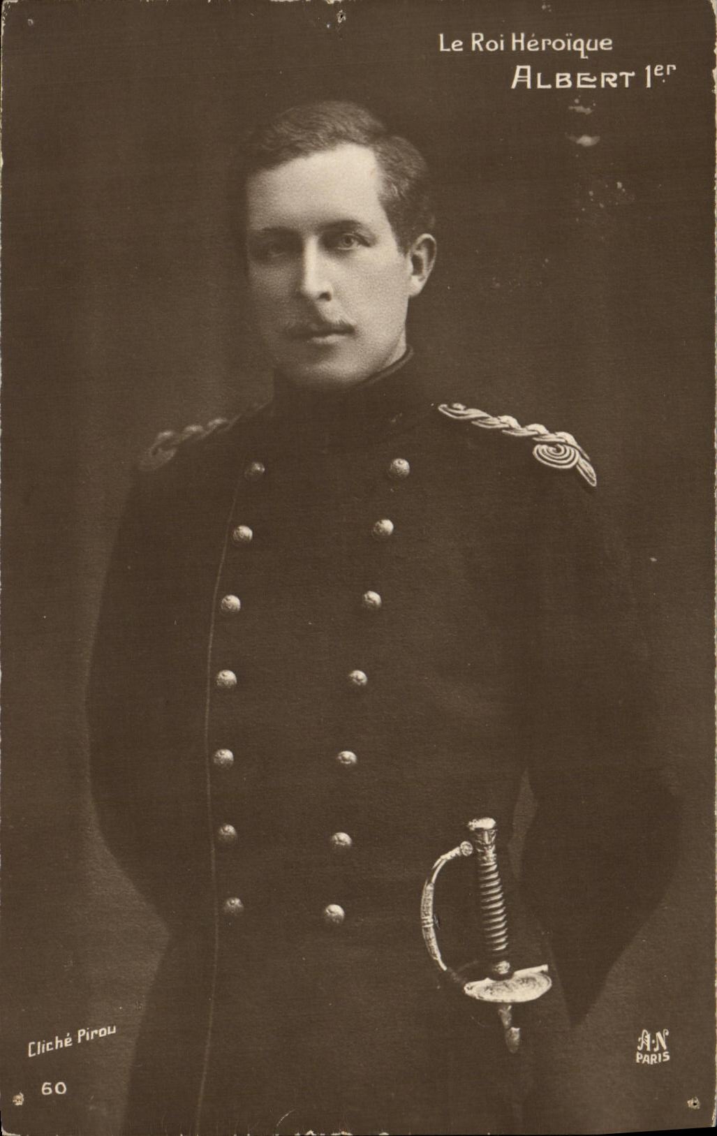 CPA Albert 1er Roi heroique Belgique Militaria