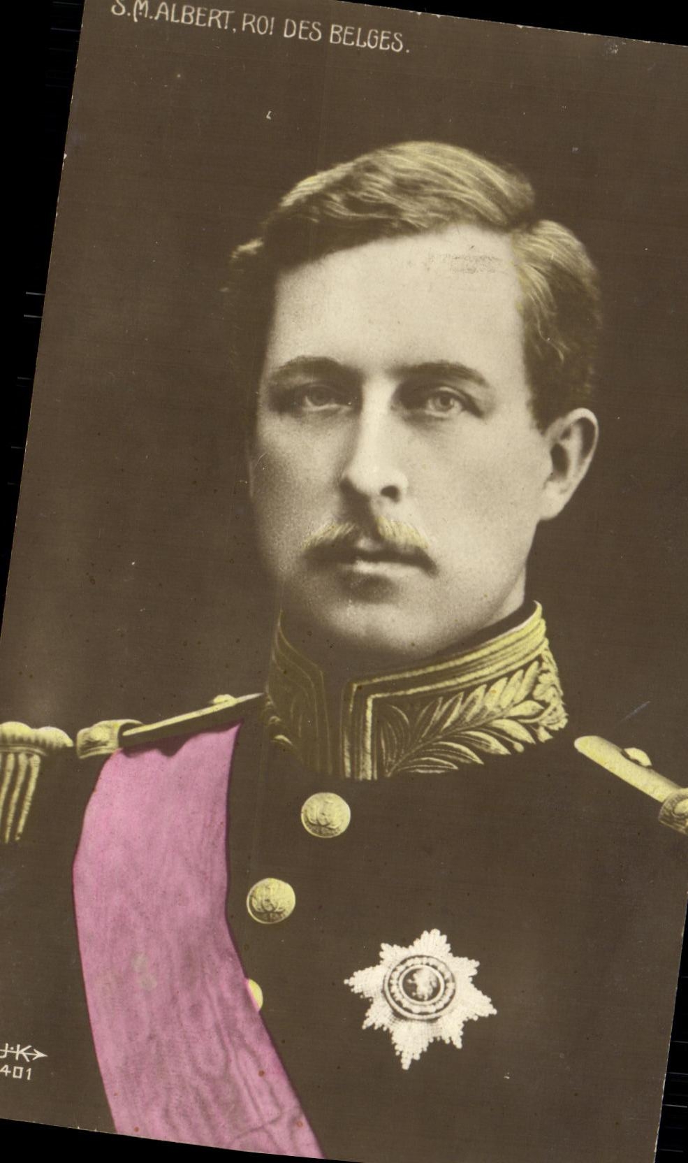 CPA SM Albert Roi des Belges