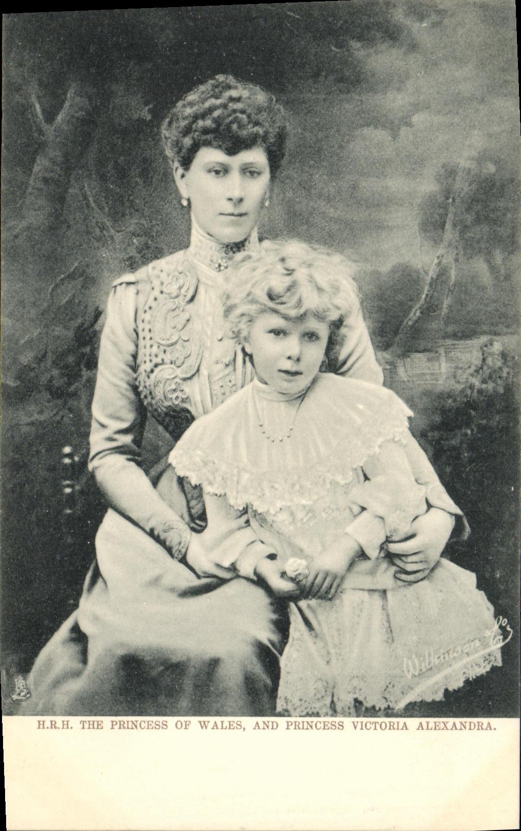 VINTAGE POSTCARD HRH the princes off Wales and princess Victoria Alexandra