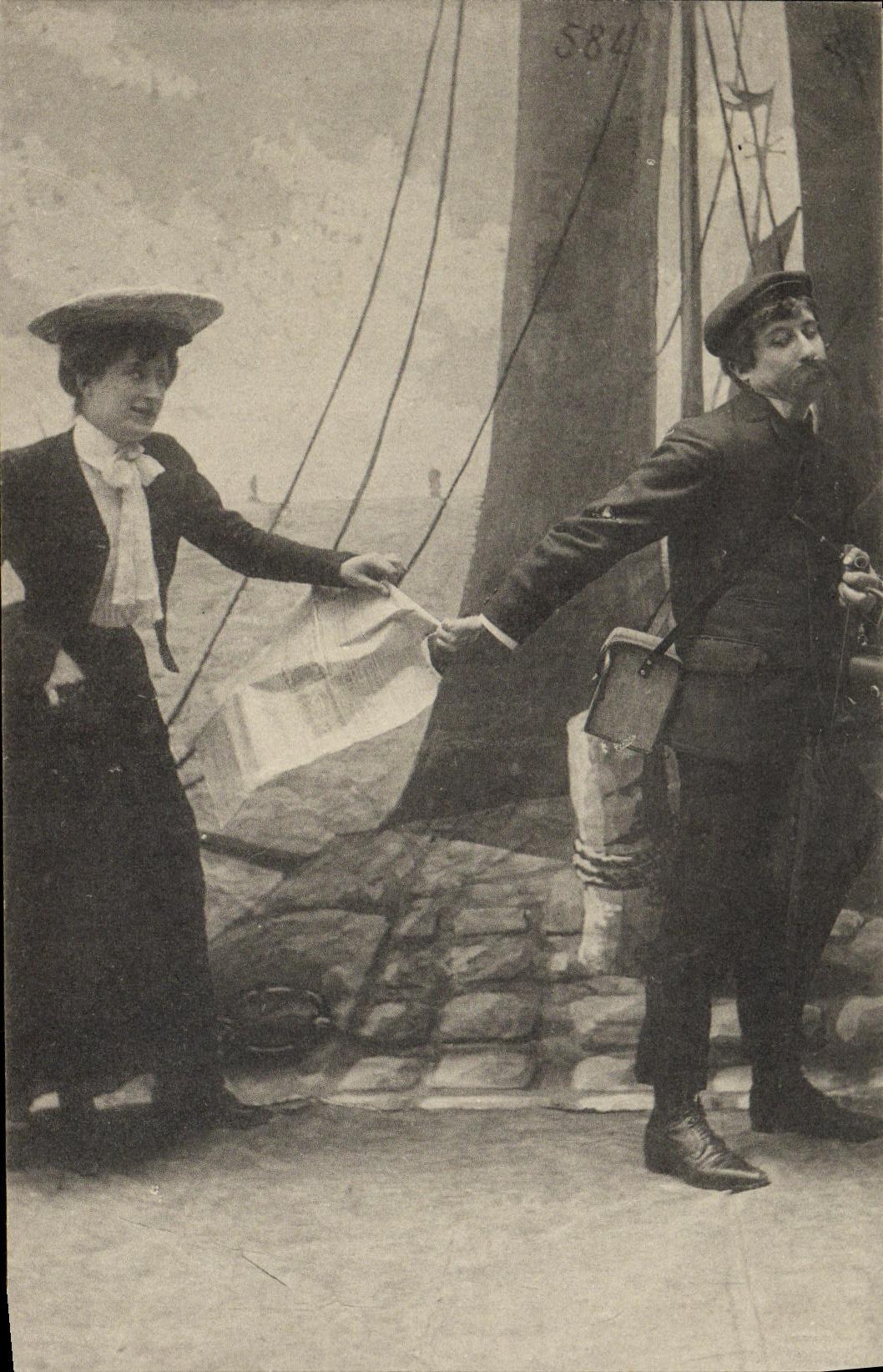 CPA Fantaisie Femme Marin