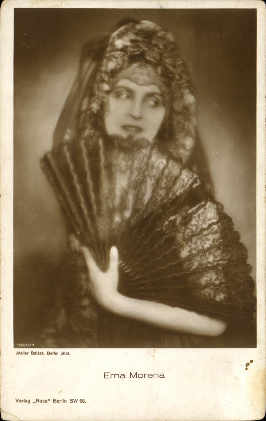 VINTAGE POSTCARD Cinema Erna Morena Range