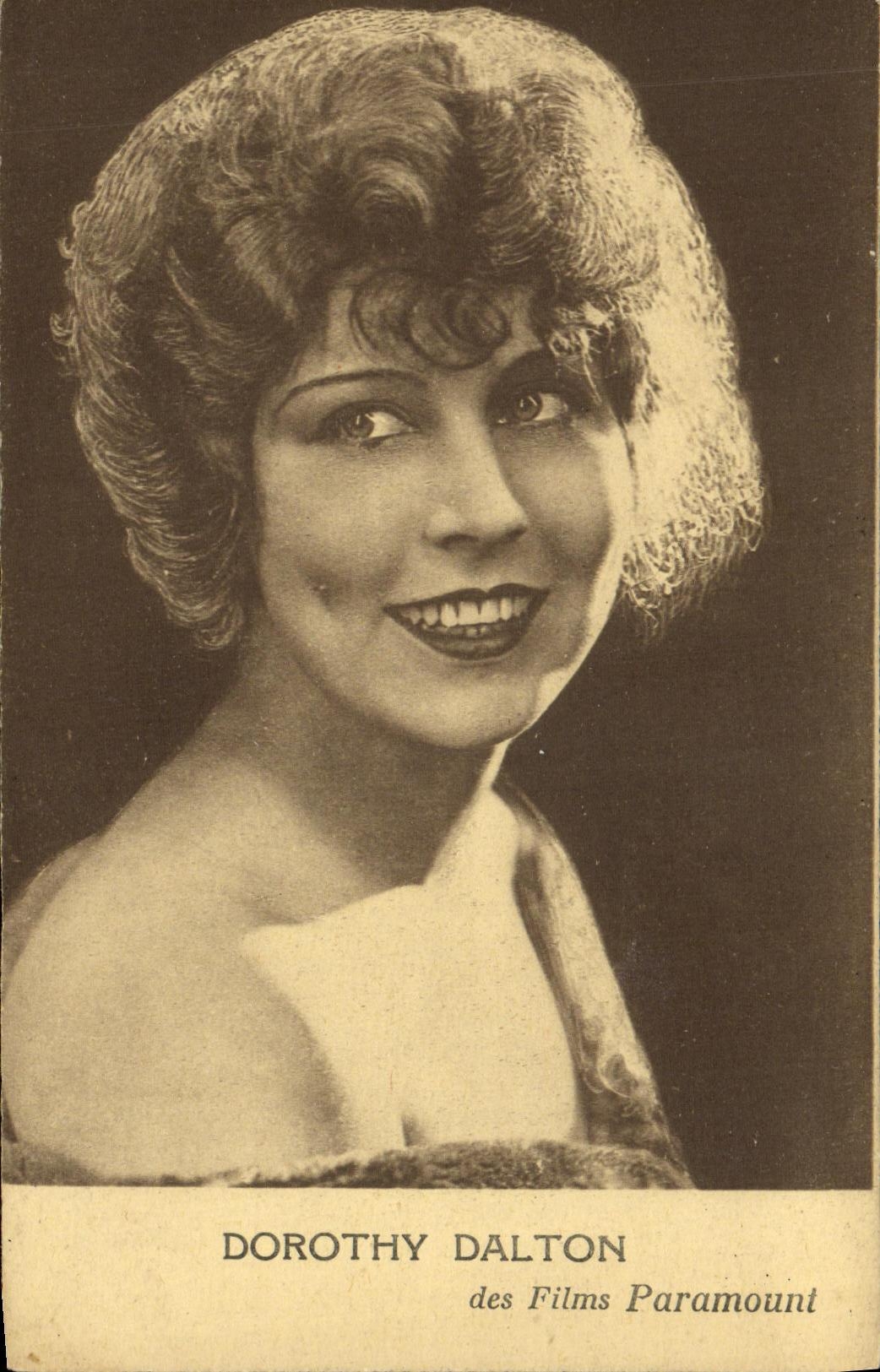 CPA Cinema Dorothy dalton Films Paramount