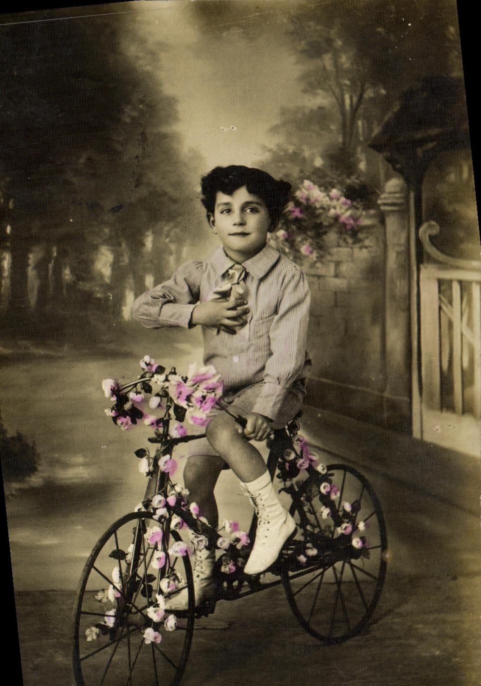 CPA Fantaisie Enfant Velo Cycle