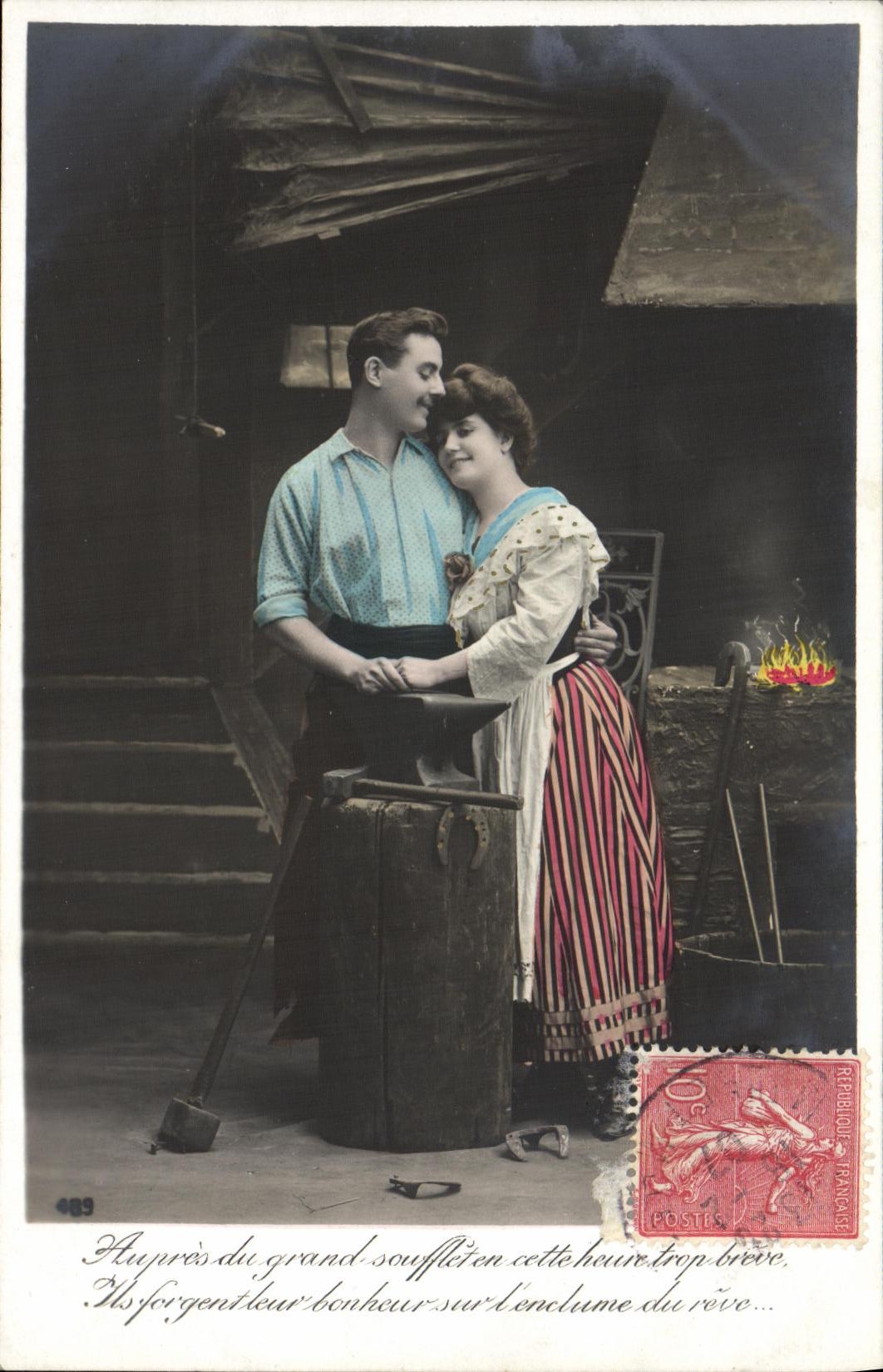 CPA Fantaisie Femme Forgeron