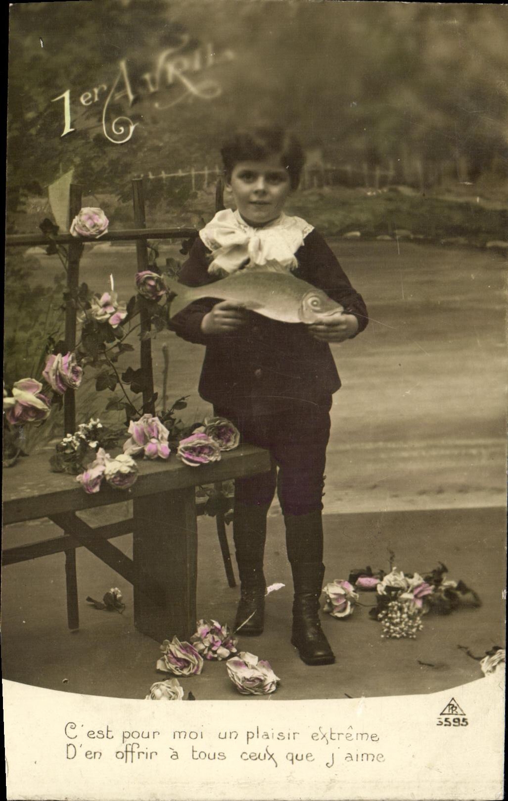 CPA Fantaisie Enfant 1er Avril Poisson