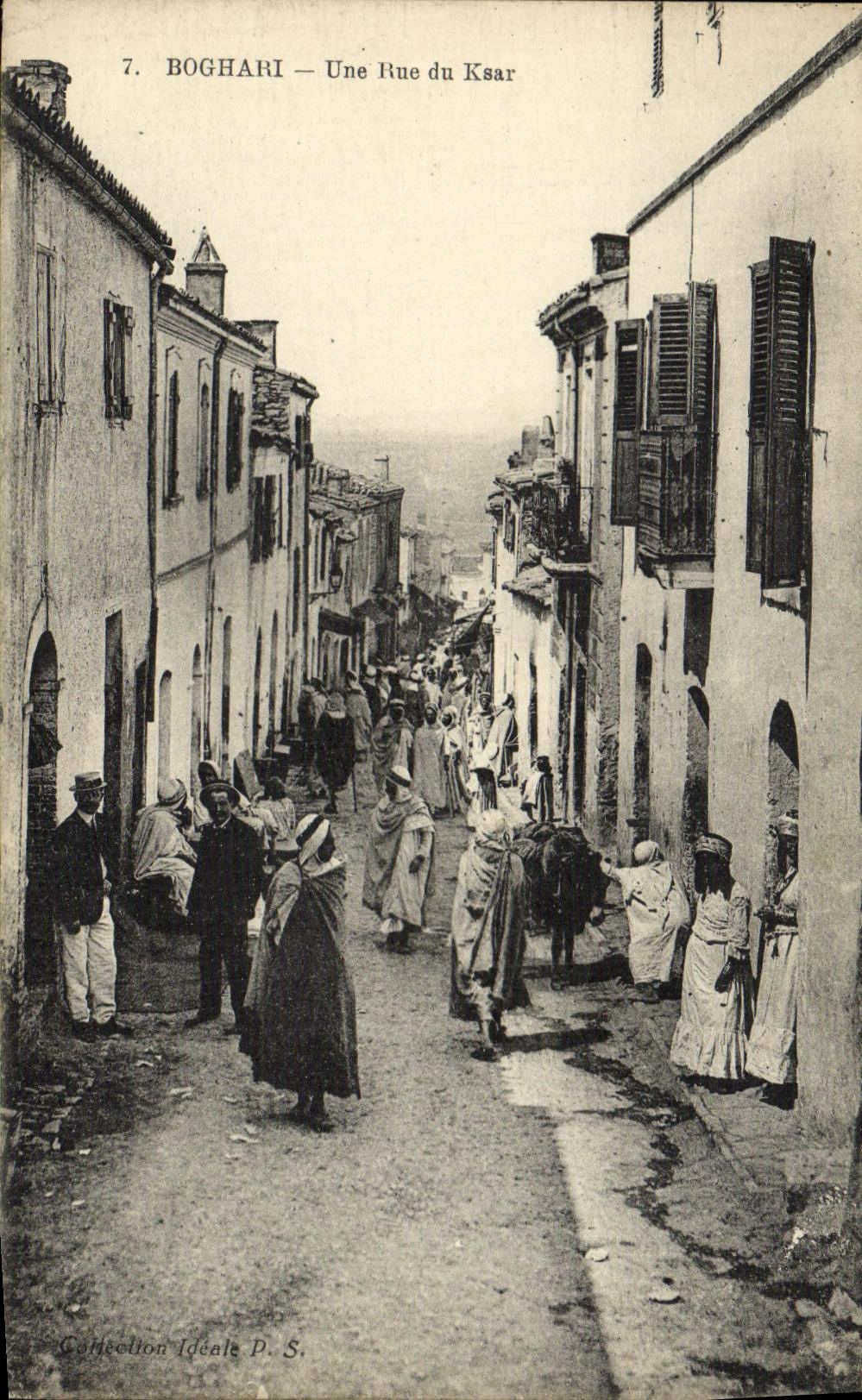CPA Algerie Boghari Une rue du Ksar