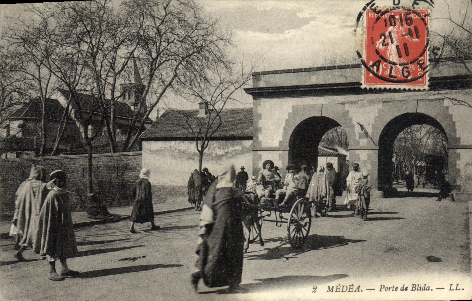 VINTAGE POSTCARD Algerie Medea Carries of Blida